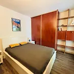 T2 Avec Jardin Et Parking Proche - Fr-1-309-543 Apartment *