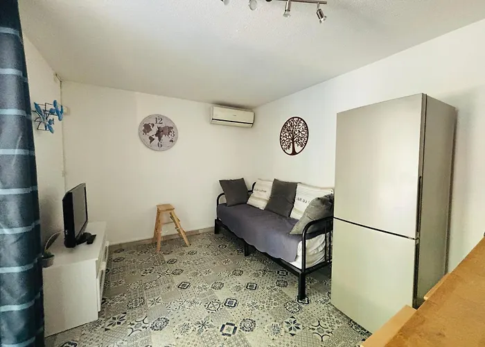 T2 Avec Jardin Et Parking Proche - Fr-1-309-543
