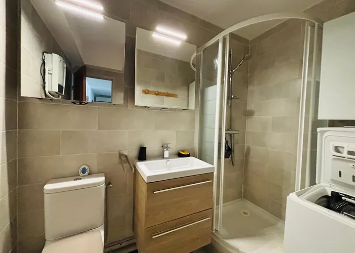 Apartamento T2 Avec Jardin Et Parking Proche - Fr-1-309-543 *